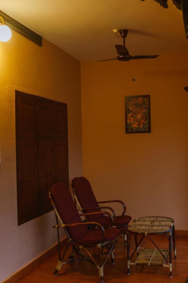 Canalview Private Cottage Azhikkal Ayiram Thengu Panmana Eksteriør bilde